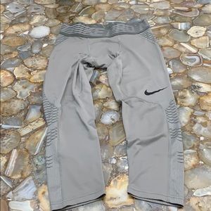Nike pro hypercool tights